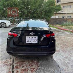 نيسان فيرسا